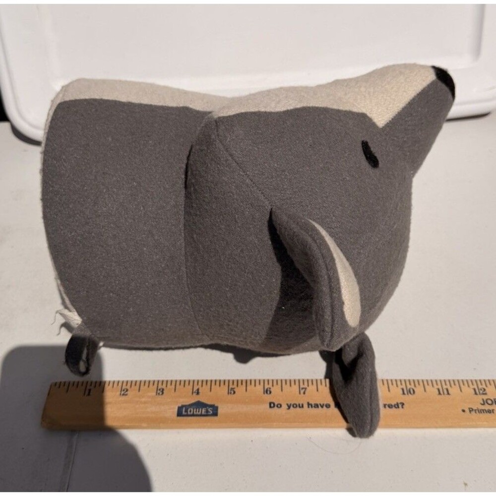 Target Pillowfort Gray Wolf Head Plush 3-D Wall Mount 2016 Retired! - Picture 6 of 6